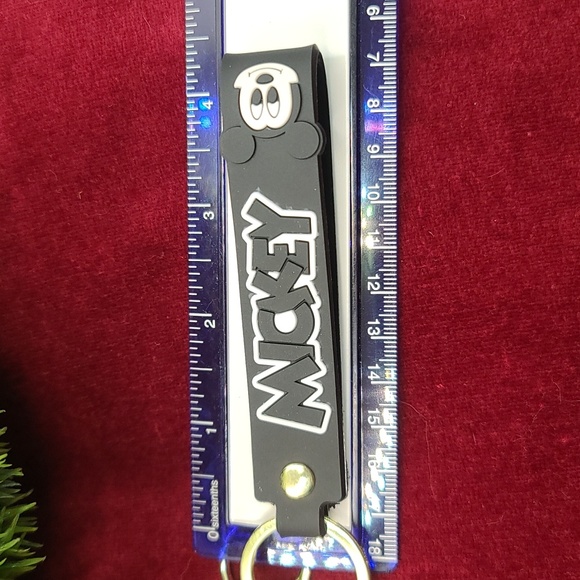 Disney Mickey Mouse themed tribute purse charm or keyring NWT - Picture 5 of 5